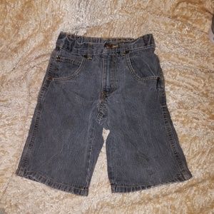 Charles Klein boys shorts size 6